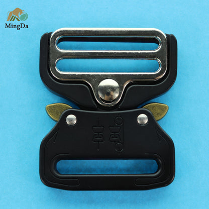 Cobra Buckle