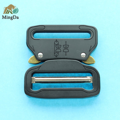 Cobra Buckle