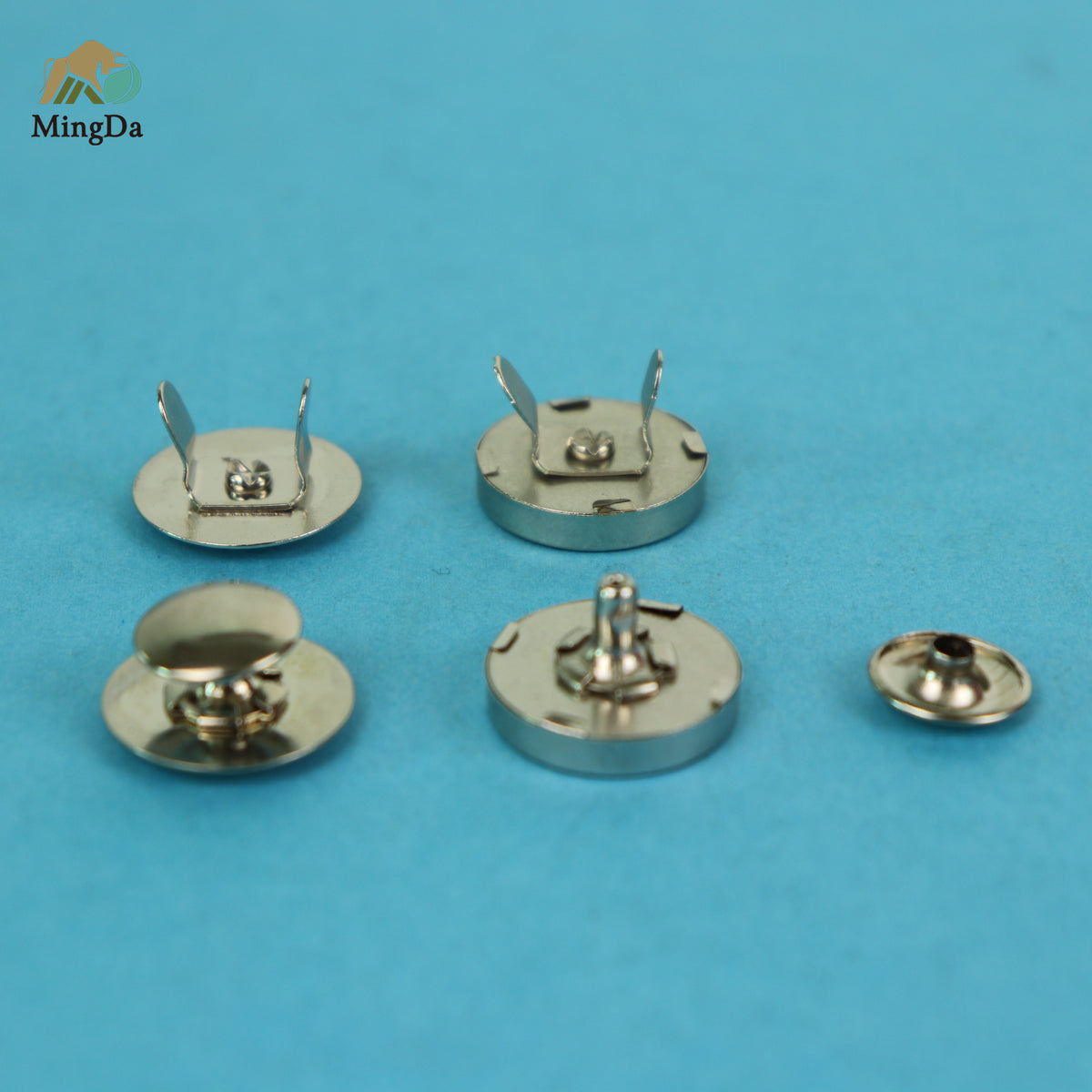 Magnetic Button